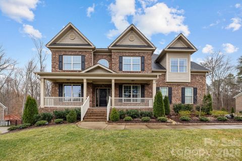 11305 Three Sisters Lane sold home in Summerwood, Mint Hill, NC