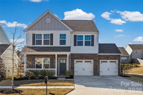 638 Skywatch Lane
