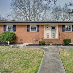 110 Scottsmoor Drive