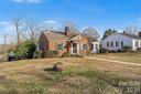 1474 12th Street Drive sold home in Hickory, SC