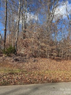 000 Waters Edge Drive active home in Edgewater, Granite Falls, NC