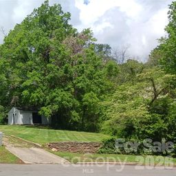 105 N Inman Avenue