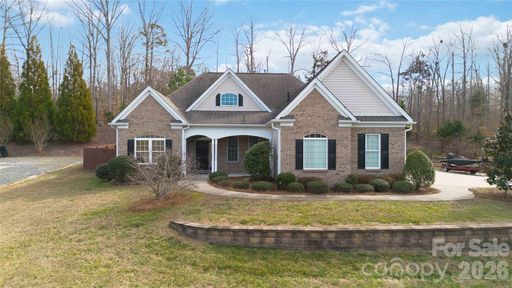 345 Clarendon Estates Drive sold home in Clarendon Estates, Clover, SC