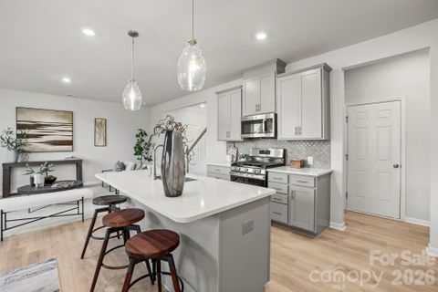 509 Silver Birch Court sold home in Fincastle Glen, Shelby, NC