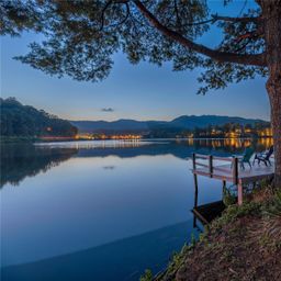 1465 S Lakeshore Drive