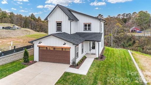 115 Chapel Crossing Lane sold home in Chapel Crossing, Weaverville, NC