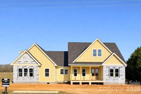 395 New Salem Road sold home in Woodstone Acres, Statesville, NC