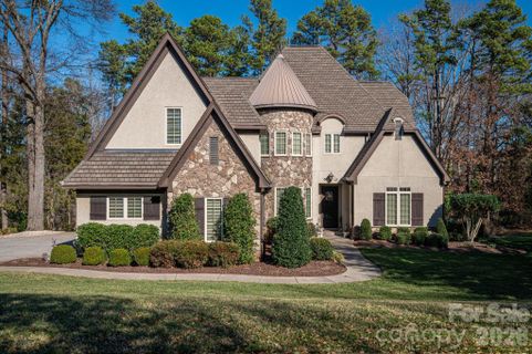 8000 Water View Drive sold home in River Lakes, Belmont, NC