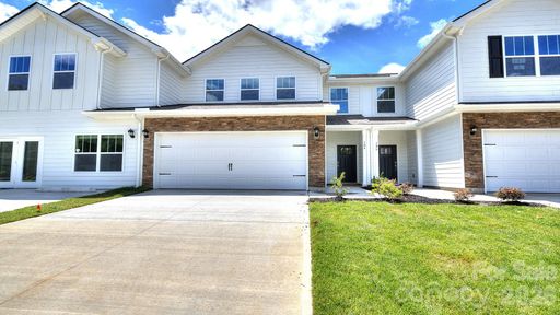 124 Sugg Trail
