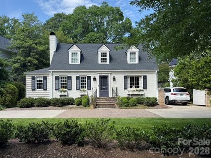 2045 Beverly Drive