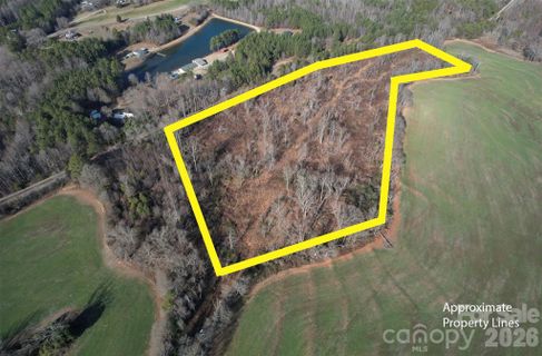 134 W Mcbrayer Lane