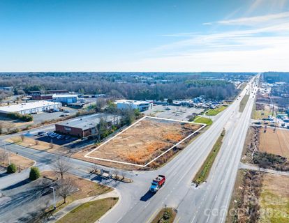 5116 W Highway 74 Highway