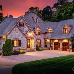 4246 Sigmon Cove Lane