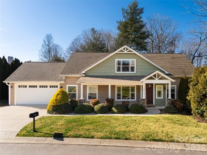 34 Driftstone Circle sold home in Rivercrest, Arden, NC