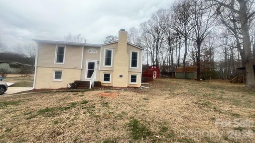 3212 Winding Trail