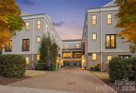 1708 Lombardy Circle