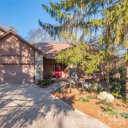 35 Hillcreek Drive