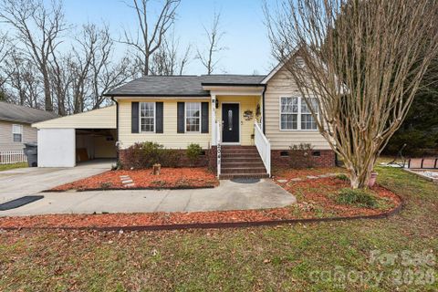 2041 Brantley Creek Drive