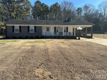 122 Cottonwood Drive sold home in Cottonwood Acres, Mount Holly, NC