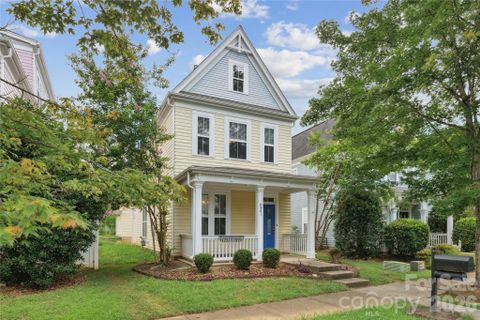6901 Dunton Street sold home in Gilead Village, Huntersville, NC