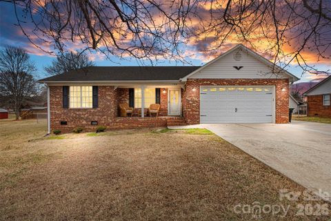 155 Sundial Drive sold home in Stonybrook, Lexington, NC