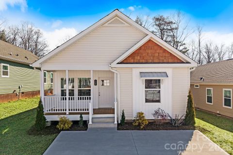 122 Bellamy Road sold home in Brooks Cove, Asheville, NC