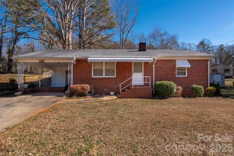 1631 Lincoln Drive