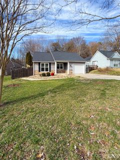 14028 Eden Court sold home in Danby, Pineville, NC