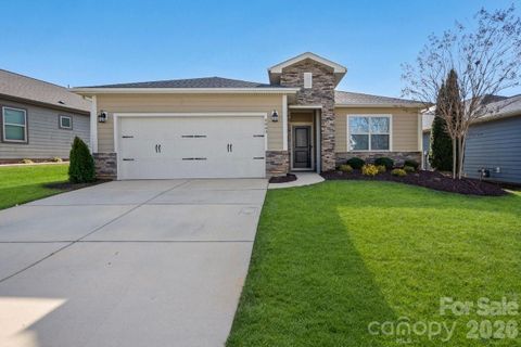 4843 Looking Glass Trail