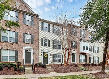 12939 Bullock Greenway Boulevard sold home in Blakeney Greens, Charlotte, NC