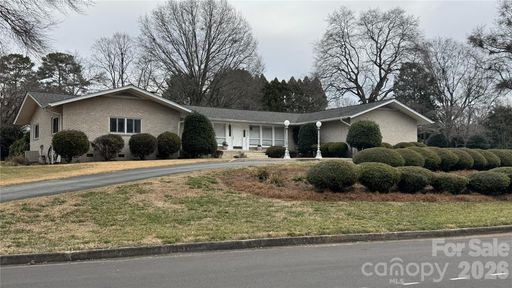 938 Sandswood Drive