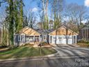 364 N Oakwood Drive sold home in Statesville, SC