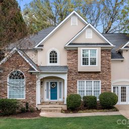 900 Muirfield Drive
