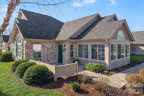 6 Mountain Meadow Circle active home in Hamburg Crossing, Weaverville, NC