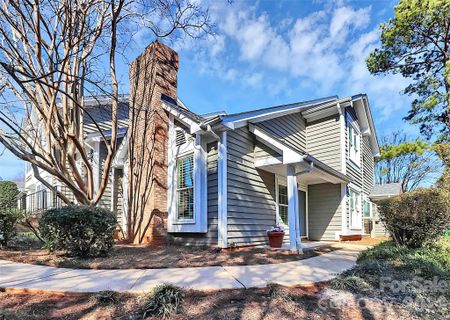8233 Tradd Court sold home in The Gates At Quail Hollow, Charlotte, NC