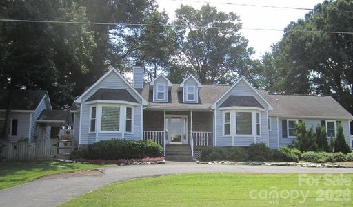 21133 Rio Oro Drive sold home in Bahia Bay, Cornelius, NC