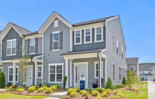 2106 Cobble Court