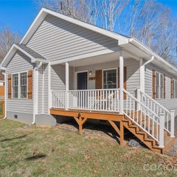 5 Carolinda Lane