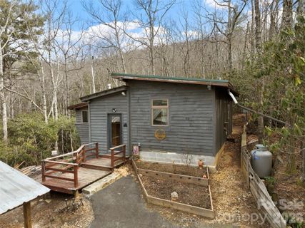 141 Overlook Drive