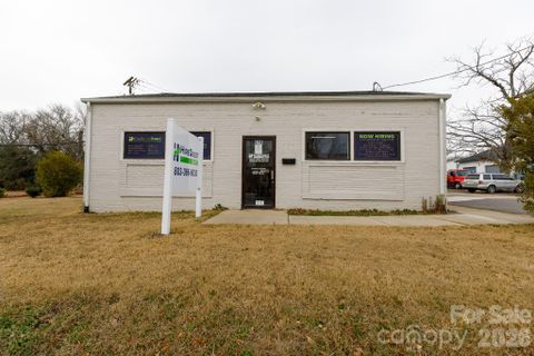 624 Saluda Street