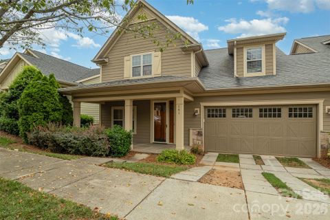 141 Aztec Circle pending home in Emerald Green, Mooresville, NC