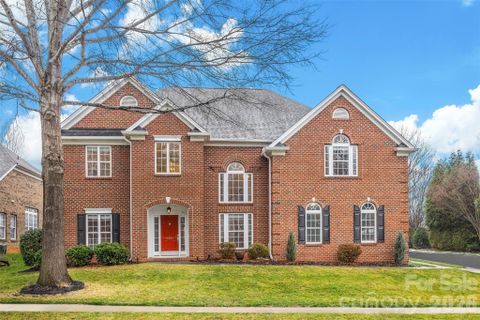 2401 Twinberry Lane sold home in Barrington, Waxhaw, NC