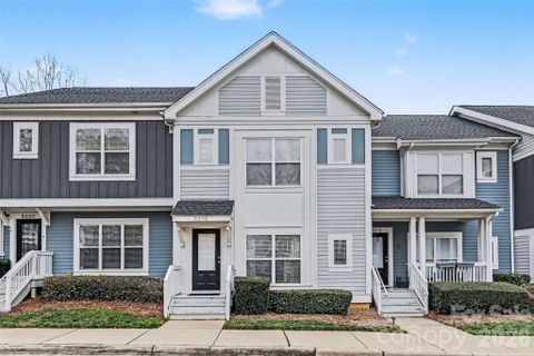 2216 Vision Drive sold home in Wilmore Walk, Charlotte, NC