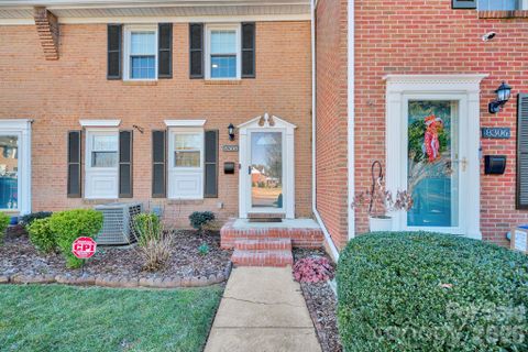 8308 Knights Bridge Road
