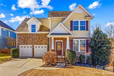 13603 Helen Benson Boulevard pending home in Summers Walk, Davidson, NC