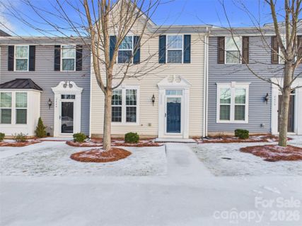 2440 Mariners Cove Lane sold home in Mariners Pointe At Smithstone, Denver, NC