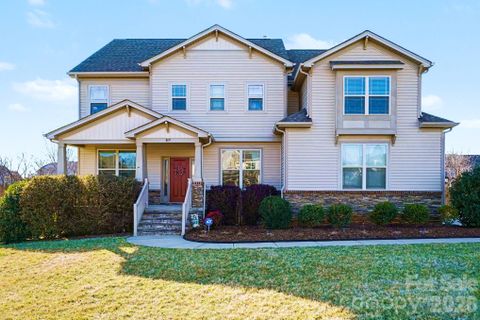 1079 Matchstick Place sold home in Hearthwood, Concord, NC