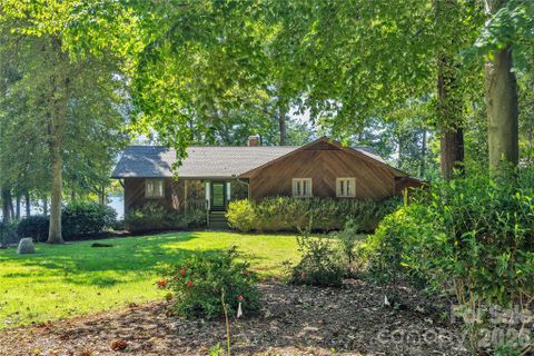 Previously sold for $885,000