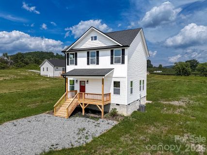 696 Beehive Road