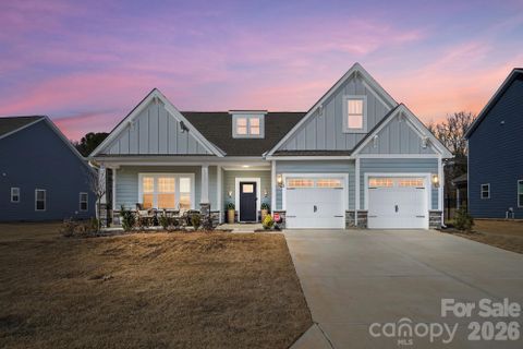 1342 Links Crossing Drive pending home in Stonebridge, Monroe, NC